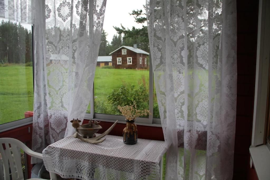 Дома для отпуска Puolukkamaan Pirtit Cottages Lampsijärvi