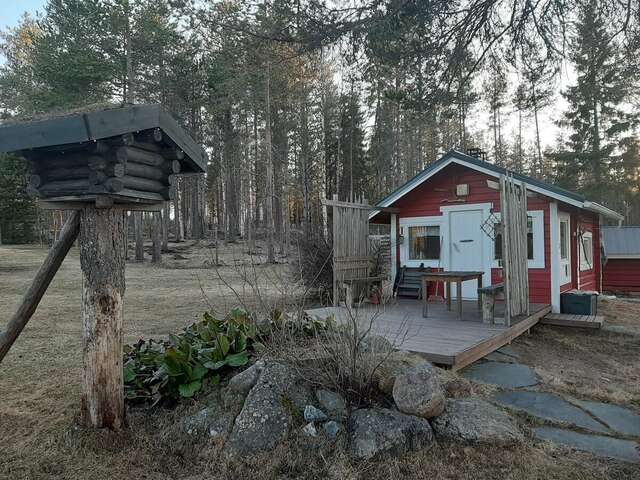 Дома для отпуска Puolukkamaan Pirtit Cottages Lampsijärvi-47
