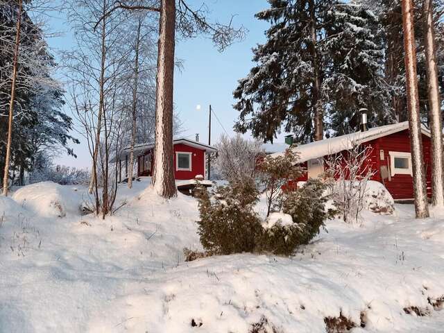 Дома для отпуска Puolukkamaan Pirtit Cottages Lampsijärvi-10